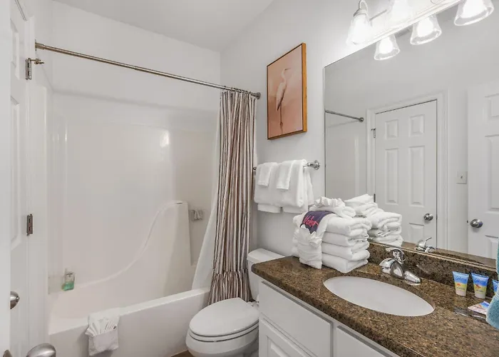 Coastal Cove Escape Beach, Pool & Golf Cart Gulf Shores