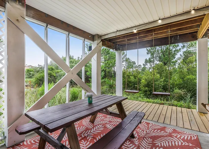 Holiday home Coastal Cove Escape Beach, Pool & Golf Cart *