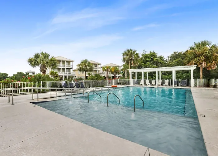 Holiday home Coastal Cove Escape Beach, Pool & Golf Cart Gulf Shores