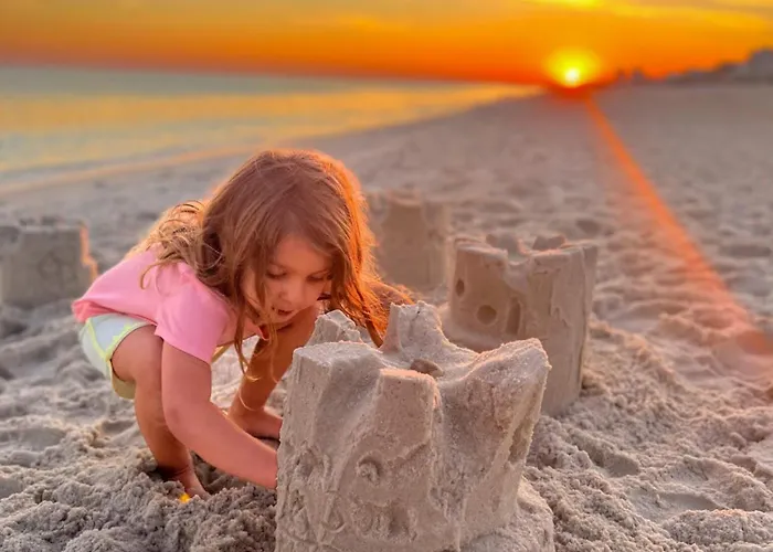 Coastal Cove Escape Beach, Pool & Golf Cart Holiday home Gulf Shores